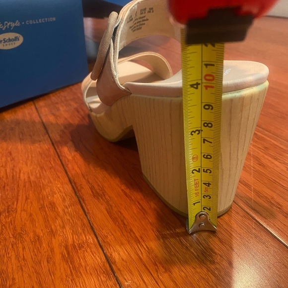 Dr. Scholl's Shoes, Womens beige tan Bayside Faux Suede Comfort Platform shoes​​ - Picture 5 of 8